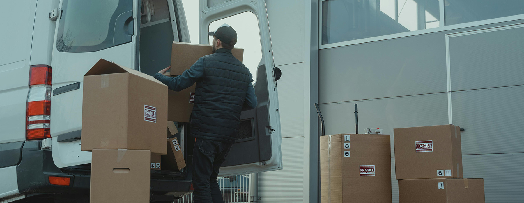 Forsendelse og levering